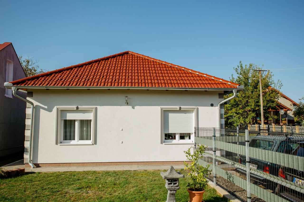 Apartmani Mikic Palić Εξωτερικό φωτογραφία