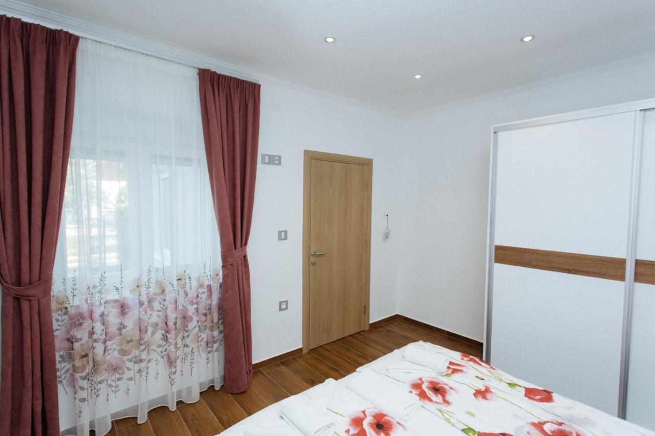 Apartmani Mikic Palić Εξωτερικό φωτογραφία